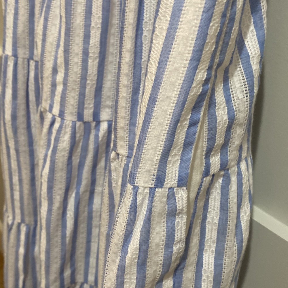 VICI tie strap, smocked style beach maxi dress blue & white stripped dress XS - Picture 4 of 4